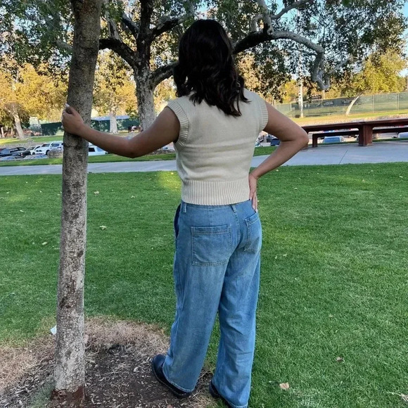 Argyle Sweater Vest V-Neck Soft Cozy Knitted Cream/Beige Soft - Picture 5 of 7